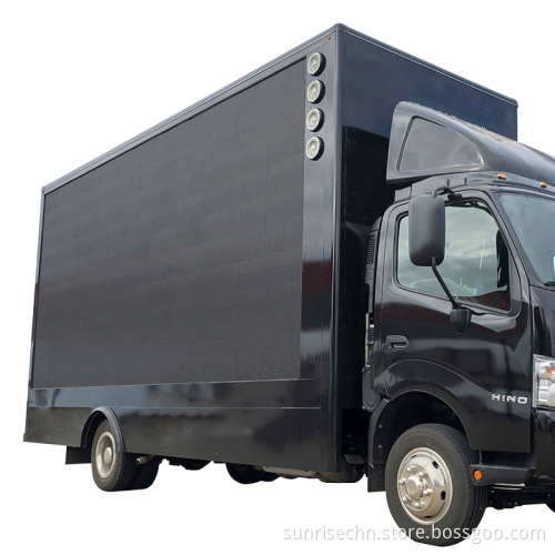 High Resolution LED Outdoor Advertising Displays: P6 Truck-mounted LED Billboards in the US Market